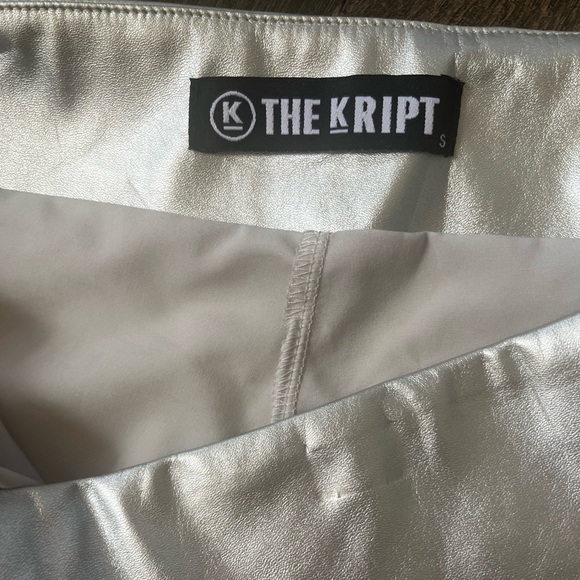 The Kript metallic skort top set - Picture 2 of 16